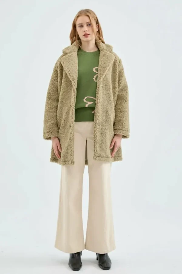 abrigo_corto_de_borreguit_4.webp Abrigo corto de borreguito verde-COMPAÑIAFANTASTICA Outlet