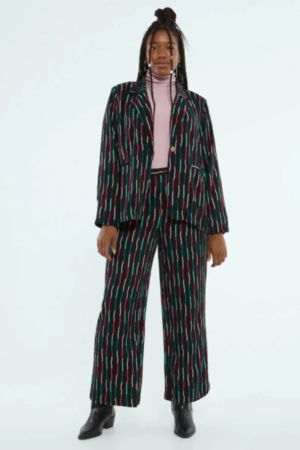 blazer_de_traje_con_estam_2.webp Blazer de traje con estampado de rayas negro-COMPAÑIAFANTASTICA Hot