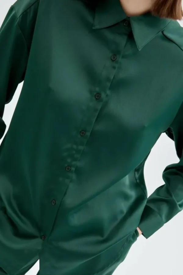 camisa_de_manga_larga_sat_3-1.webp Camisa de manga larga satinada verde-COMPAÑIAFANTASTICA Cheap