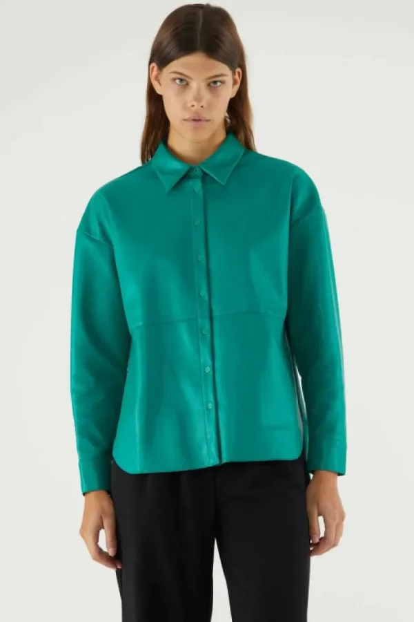 camisa_de_piel_sinttica_v_0.webp Camisa de piel sintética verde-COMPAÑIAFANTASTICA Clearance