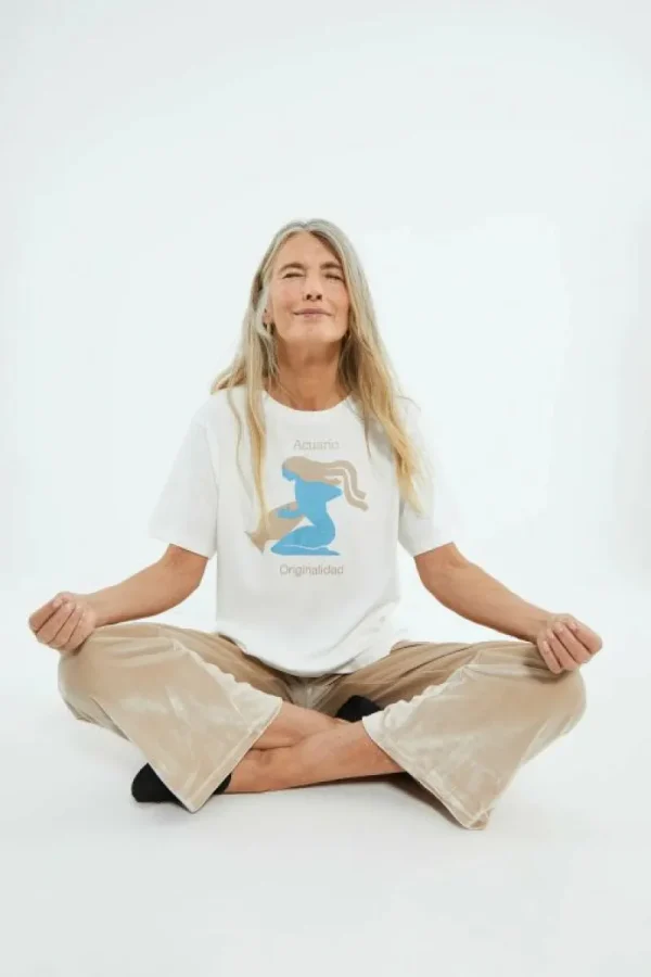 Camiseta del horoscópo Acuario | Astro Queen-COMPAÑIAFANTASTICA Flash Sale