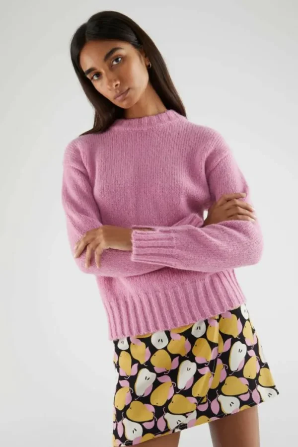 falda_corta_cruzada_con_e_5.webp Falda corta cruzada con estampado de peras-COMPAÑIAFANTASTICA Store