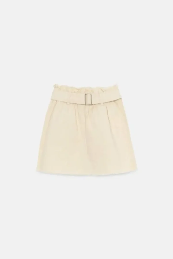 falda_corta_de_nia_vaquer_1.webp Falda corta de niña vaquera blanca-MINI Best Sale