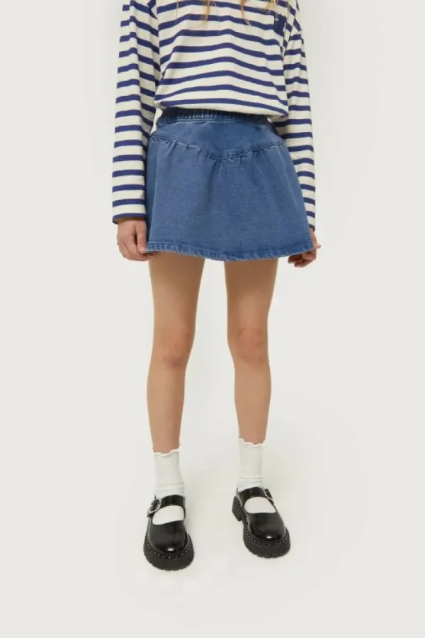 falda_corta_de_nia_vaquer_2-2.webp Falda corta de niña vaquera azul-MINI Store