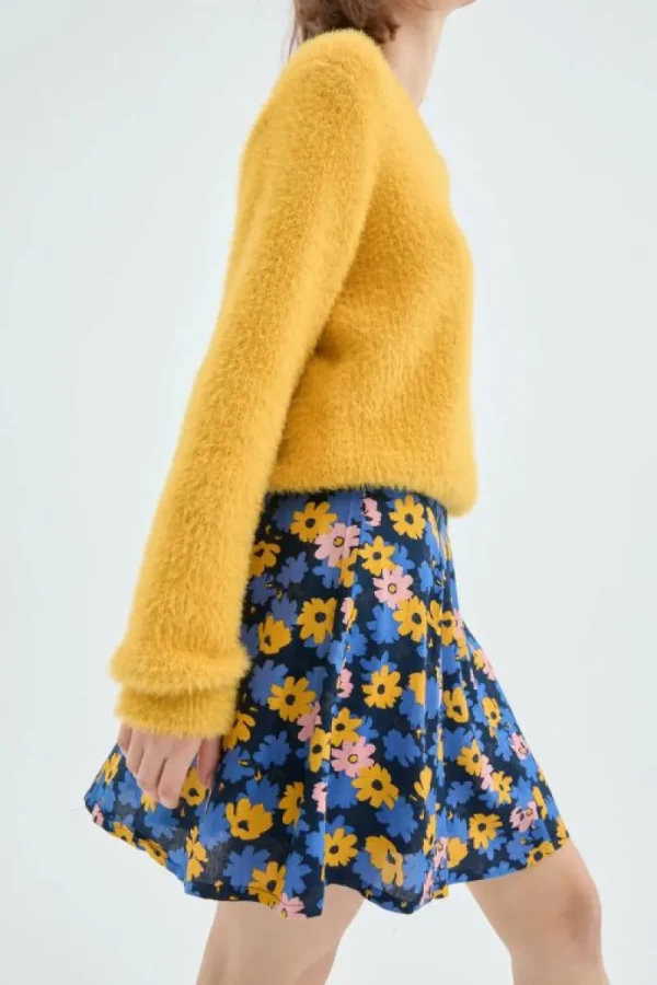 falda_corta_evas_con_esta_4-1.webp Falda corta evasé con estampado floral-COMPAÑIAFANTASTICA Fashion