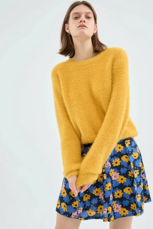 falda_corta_evas_con_esta_5-1.webp Falda corta evasé con estampado floral-COMPAÑIAFANTASTICA Fashion