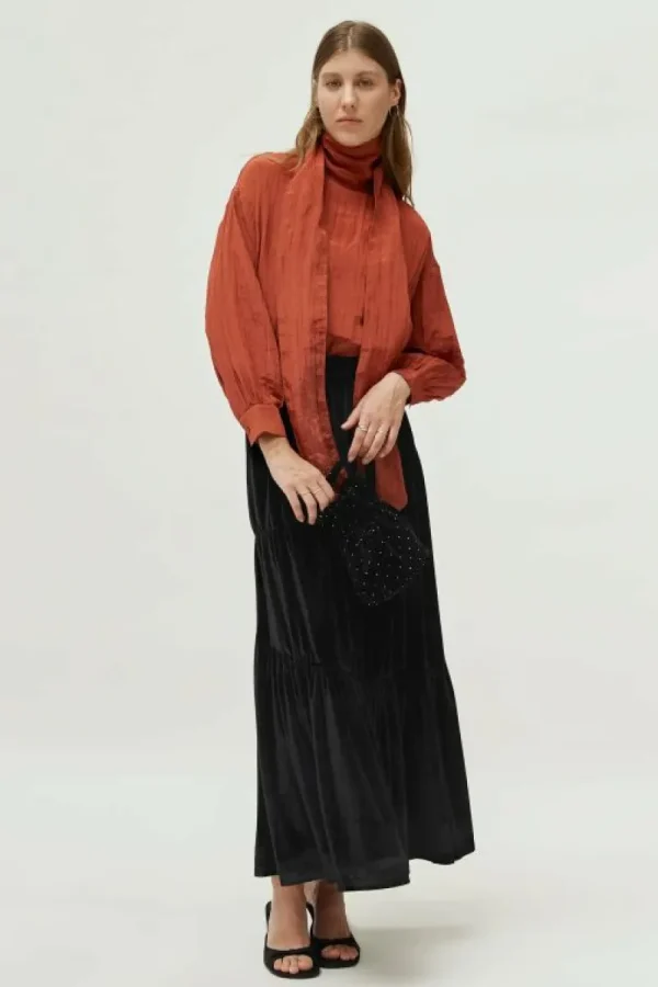 Falda larga terciopelo con fruncidos negra-COMPAÑIAFANTASTICA Best