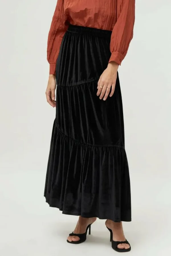 Falda larga terciopelo con fruncidos negra-COMPAÑIAFANTASTICA Best