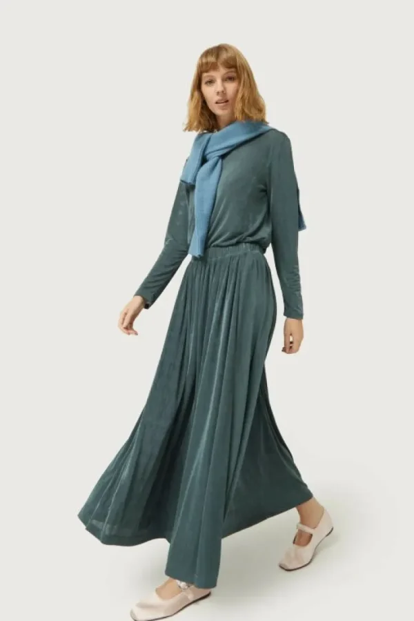 Falda midi acabado brillante gris-COMPAÑIAFANTASTICA New