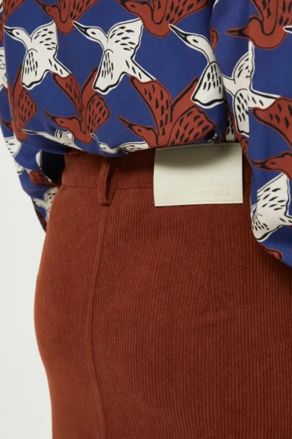 falda_midi_de_pana_marrn_2.webp Falda midi de pana marrón-COMPAÑIAFANTASTICA Cheap