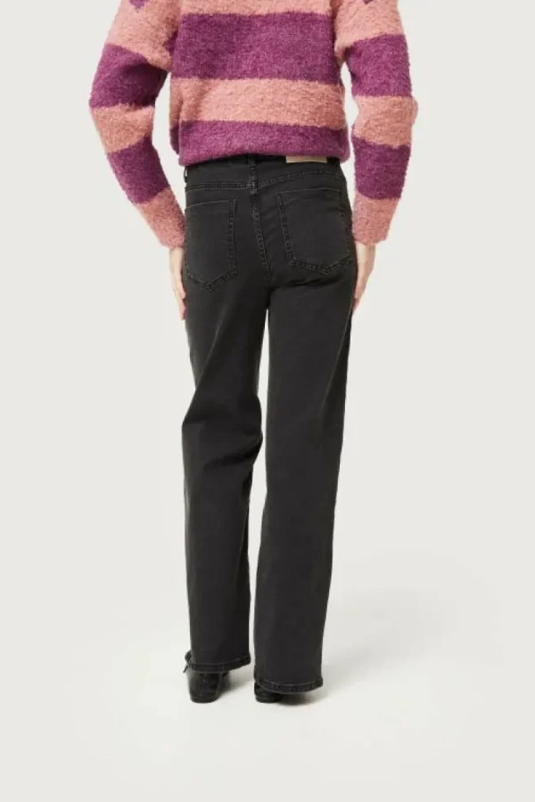 jeans_largos_rectos_negro_4.webp Jeans largos rectos negro lavado-COMPAÑIAFANTASTICA New