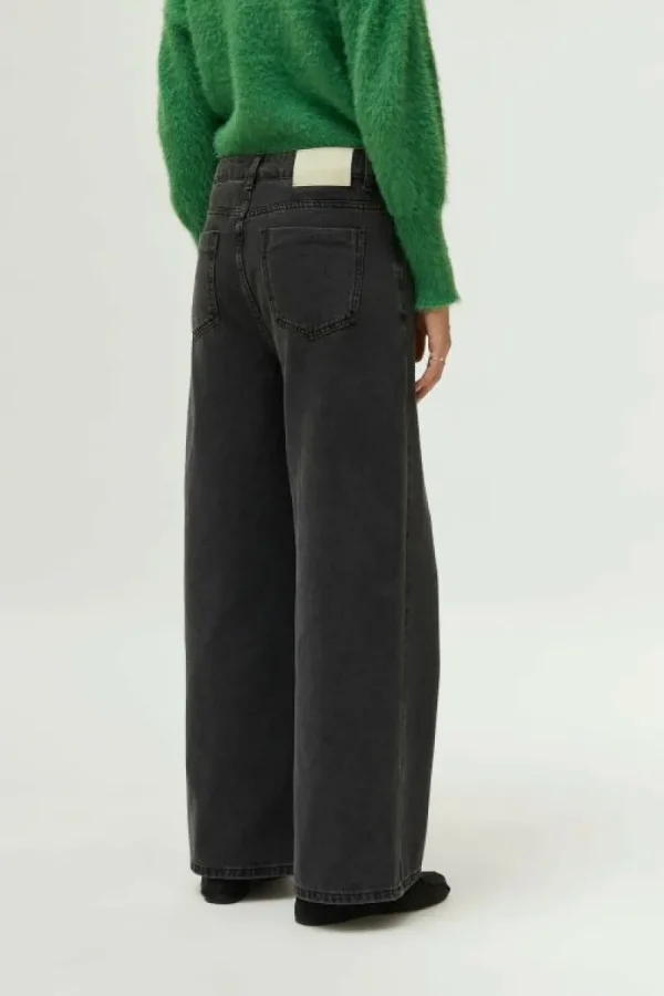 jeans_pernera_ancha_negro_3.webp Jeans pernera ancha negro lavado-COMPAÑIAFANTASTICA Flash Sale