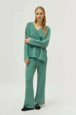 Jersey cuello pico verde-COMPAÑIAFANTASTICA Best