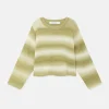 jersey_de_nia_crop_con_es_1-1.webp Jersey de niña crop con estampado de rayas verde-MINI Outlet
