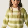 jersey_de_nia_crop_con_es_3-1.webp Jersey de niña crop con estampado de rayas verde-MINI Outlet