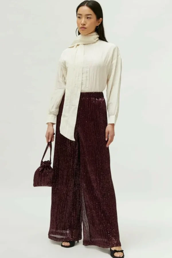 pantaln_de_lentejuelas_bu_5.webp Pantalón de lentejuelas burdeos-COMPAÑIAFANTASTICA Flash Sale