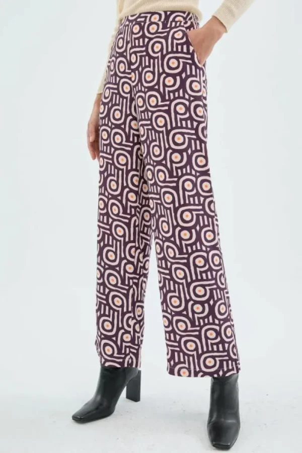 pantaln_largo_de_traje_co_3-2.webp Pantalón largo de traje con estampado geométrico retro-COMPAÑIAFANTASTICA Shop