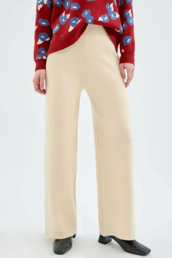 Pantalón largo recto de punto beige-COMPAÑIAFANTASTICA Shop