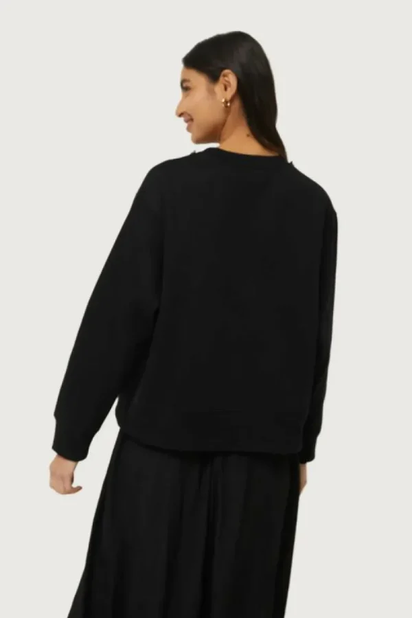 sudadera_con_cuello_joya__4.webp Sudadera con cuello joya negra-COMPAÑIAFANTASTICA Fashion