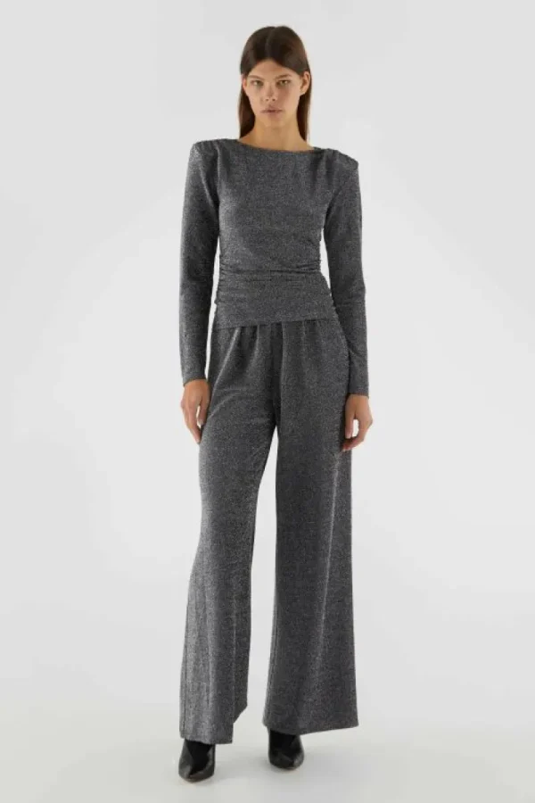 top_de_manga_larga_brilla_4.webp Top de manga larga brillante plateado-COMPAÑIAFANTASTICA Online