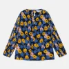 top_de_nia_con_manga_larg_1.webp Top de niña con manga larga y estampado floral-MINI Hot