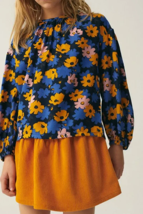top_de_nia_con_manga_larg_2.webp Top de niña con manga larga y estampado floral-MINI Hot
