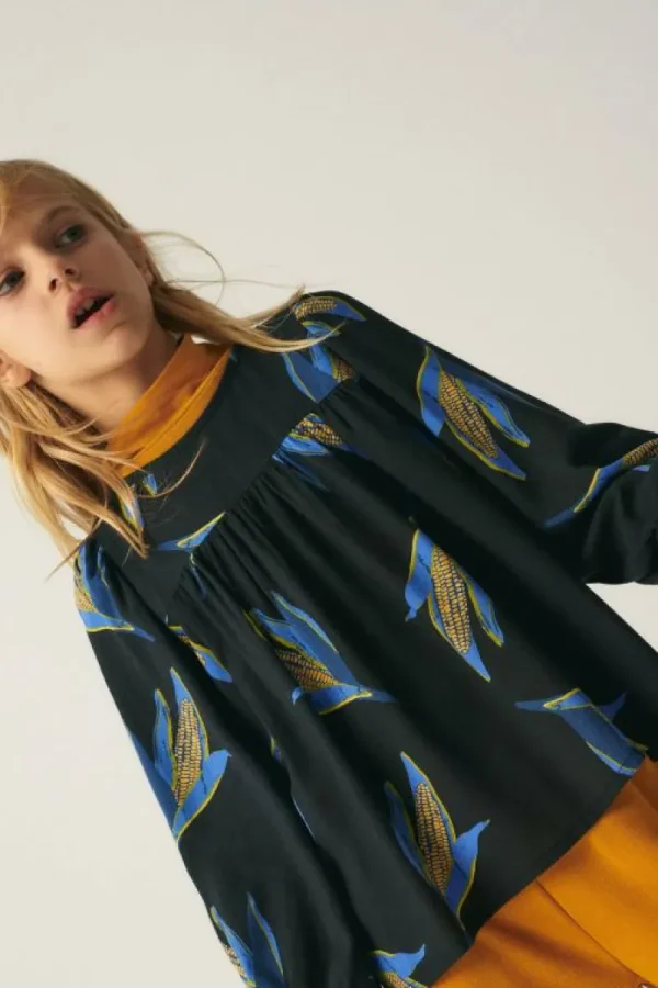 Top de niña en viscosa LENZING™ ECOVERO™ con estampado de mazorcas-MINI Fashion