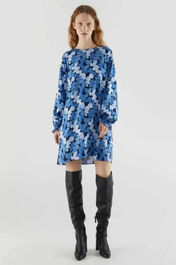 vestido_corto_con_manga_l_3.webp Vestido corto con manga larga y estampado abstracto azul-COMPAÑIAFANTASTICA Online