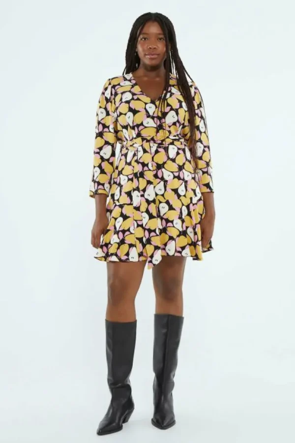 vestido_corto_cruzado_con_0-1.webp Vestido corto cruzado con estampado de peras-COMPAÑIAFANTASTICA Flash Sale