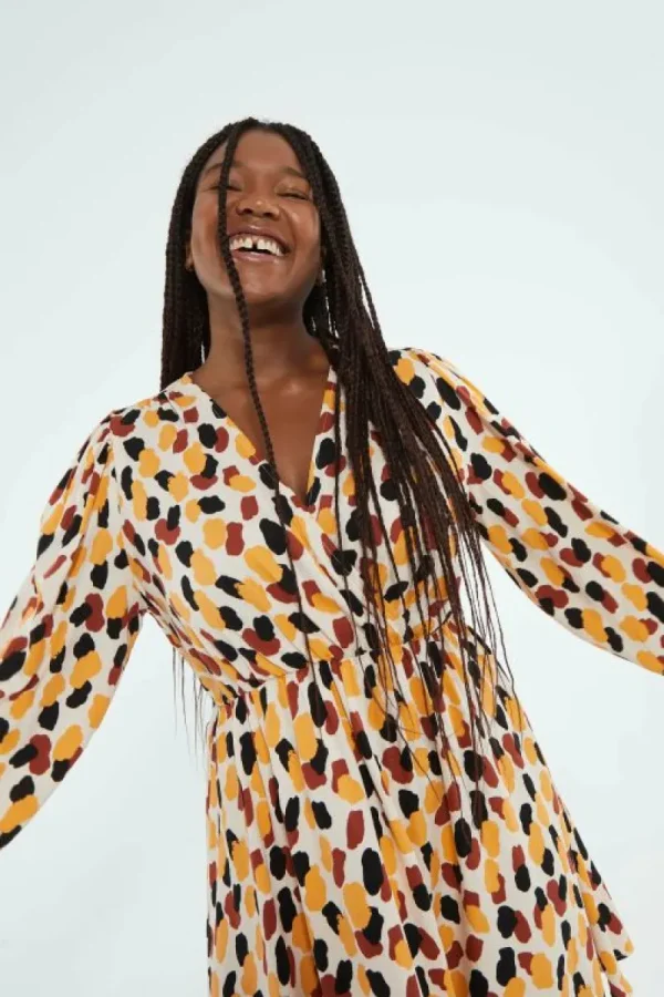 Vestido corto cruzado con estampado de lunares-COMPAÑIAFANTASTICA Fashion