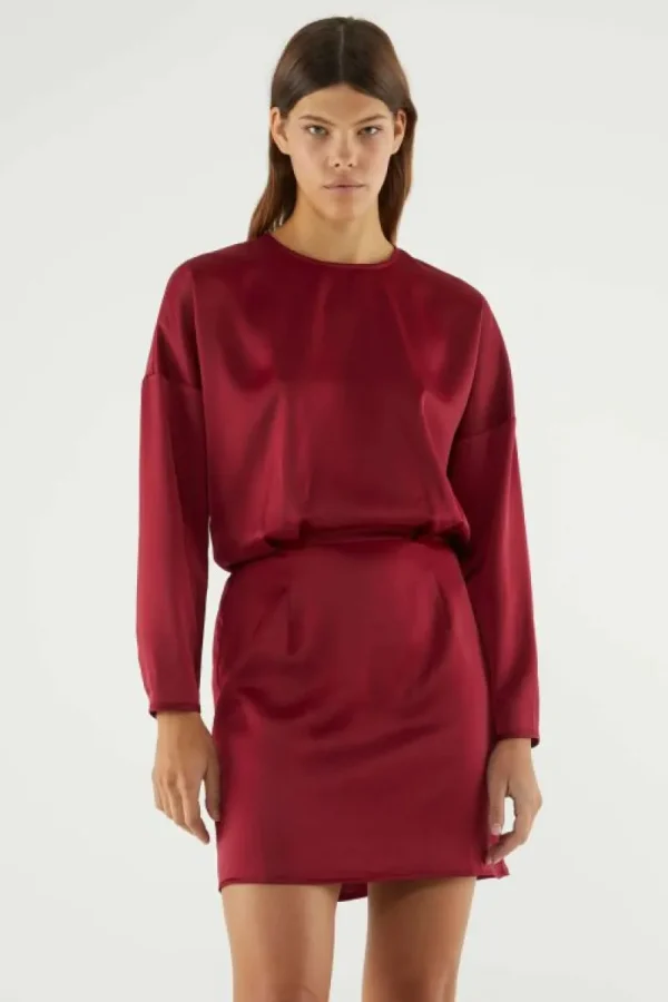 Vestido corto satinado con manga larga rojo-COMPAÑIAFANTASTICA Best Sale