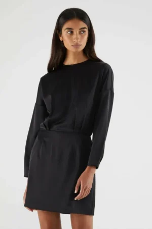 Vestido corto satinado con manga larga negro-COMPAÑIAFANTASTICA Hot