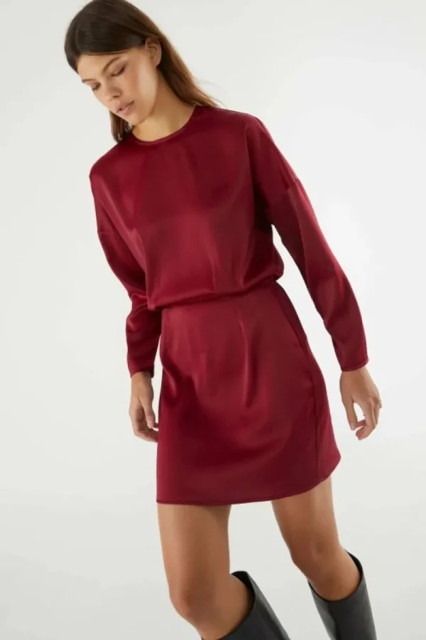 Vestido corto satinado con manga larga rojo-COMPAÑIAFANTASTICA Best Sale