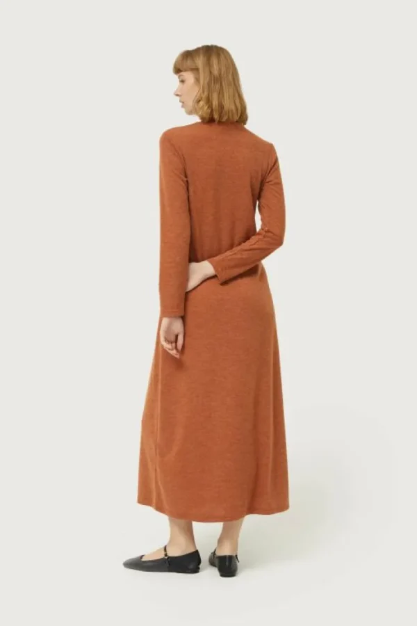 Vestido largo de punto marrón-COMPAÑIAFANTASTICA Online