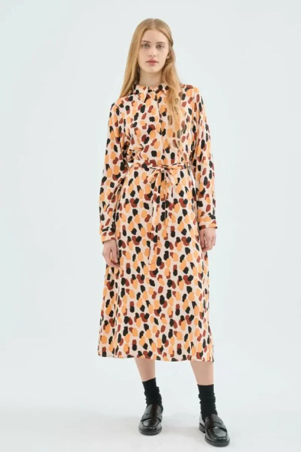 vestido_midi_camisero_con_3-2.webp Vestido midi camisero con estampado de lunares-COMPAÑIAFANTASTICA Online