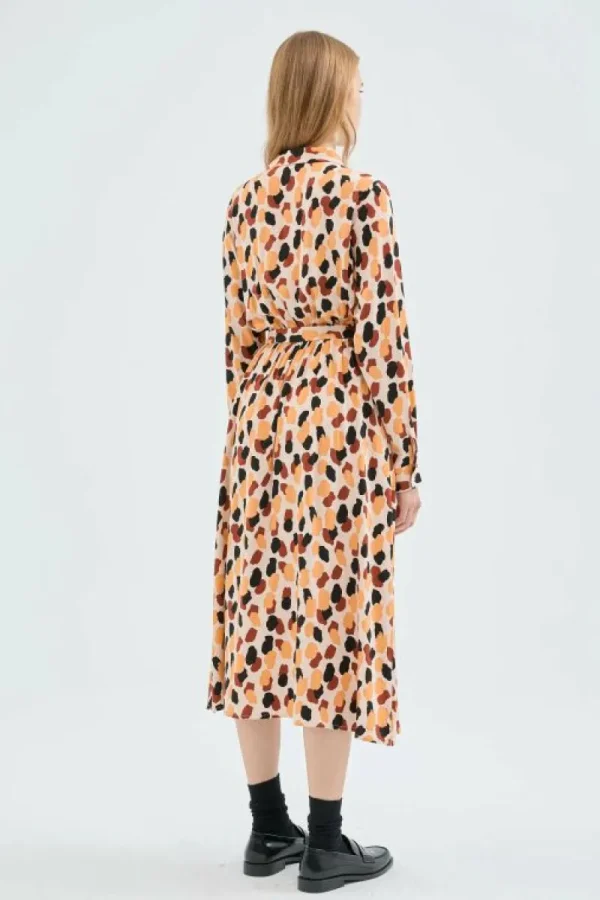 vestido_midi_camisero_con_4-2.webp Vestido midi camisero con estampado de lunares-COMPAÑIAFANTASTICA Online